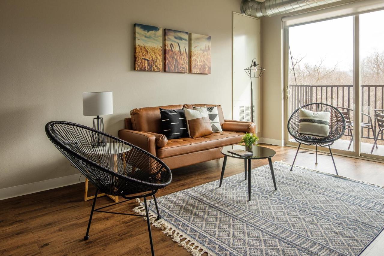 Frontdesk Core Apts Campustown Ames Zewnętrze zdjęcie