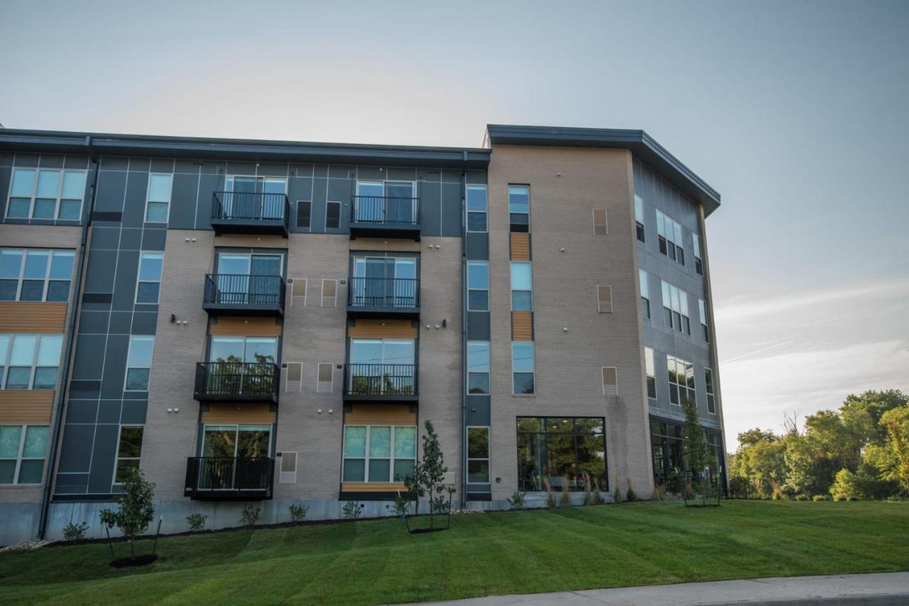 Frontdesk Core Apts Campustown Ames Zewnętrze zdjęcie