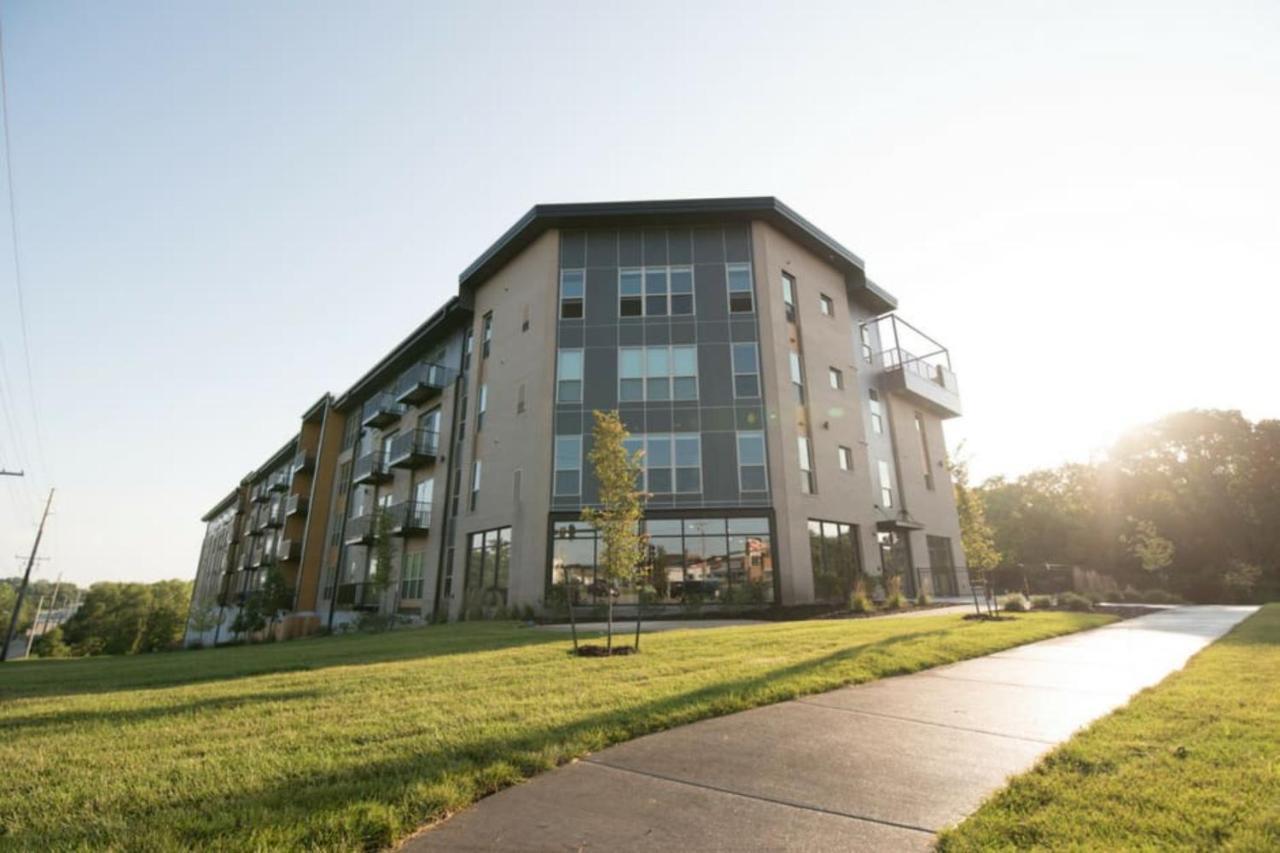 Frontdesk Core Apts Campustown Ames Zewnętrze zdjęcie
